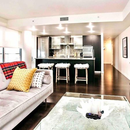 Victoria'S Best Location 2 Bedroom Luxe Condo Dış mekan fotoğraf