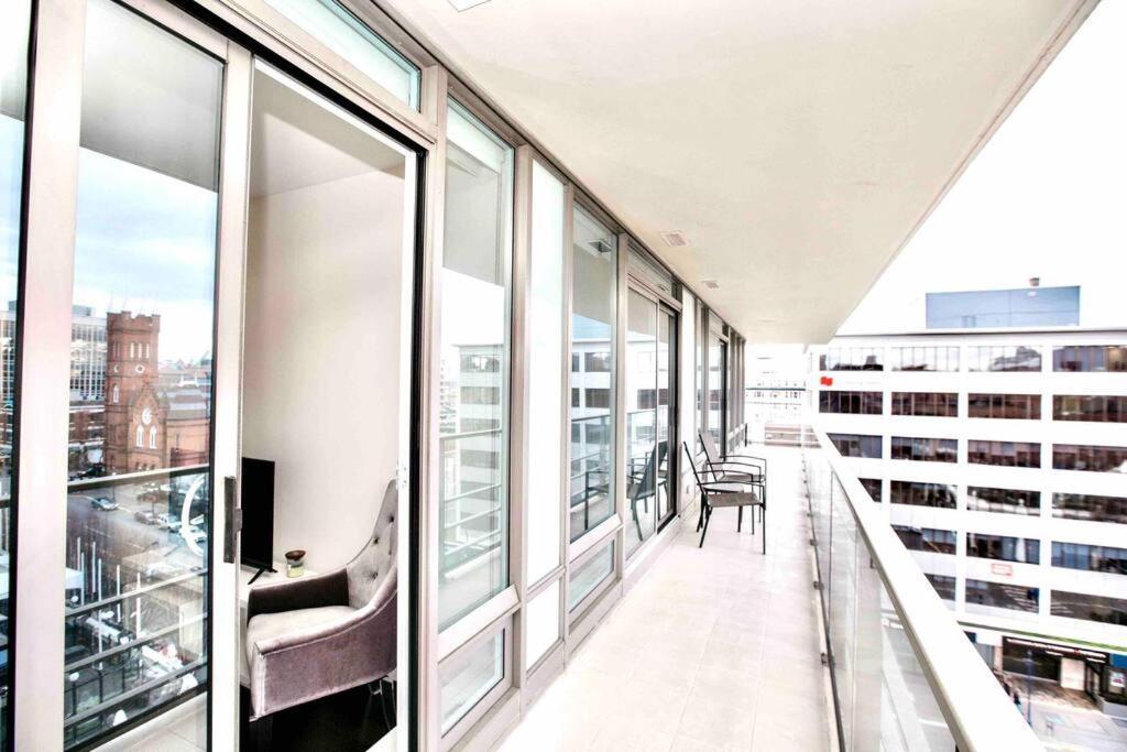 Victoria'S Best Location 2 Bedroom Luxe Condo Dış mekan fotoğraf
